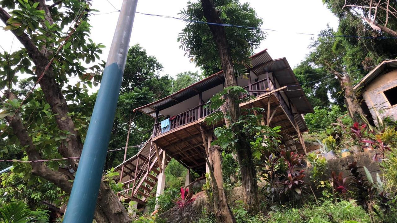 Balecabugaocottagesrental エルニド エクステリア 写真